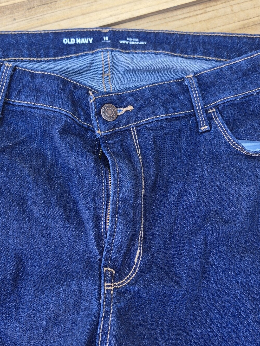 Old Navy Womens Bootcut Jeans in Deep Blue Denim